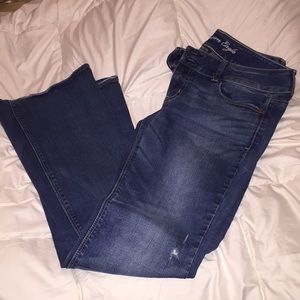 American Eagle Artist Jeans size 8!